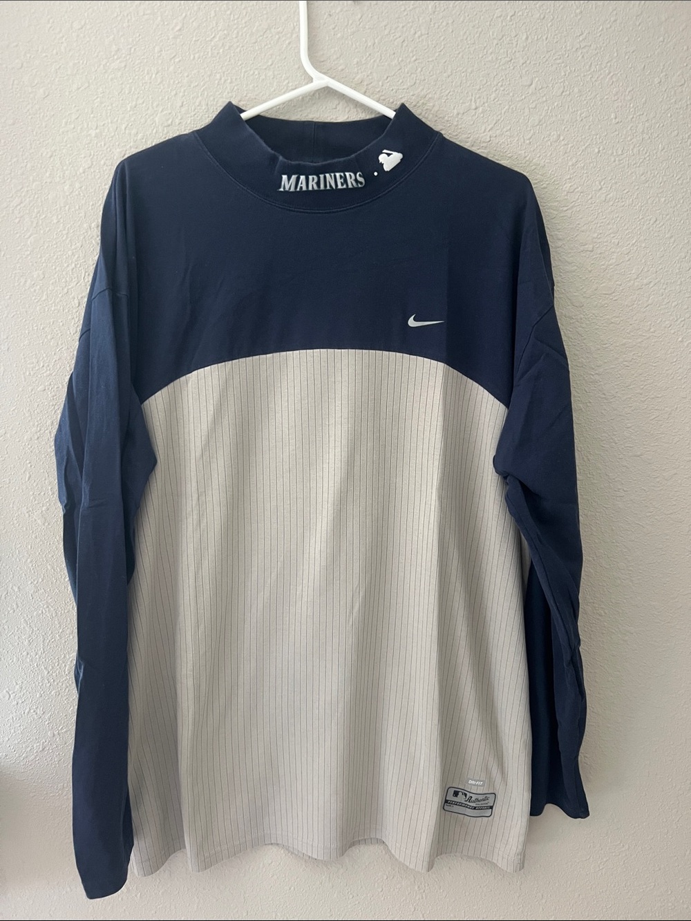 Nike Mariners Long Sleeve Pullover - Navy & White XL